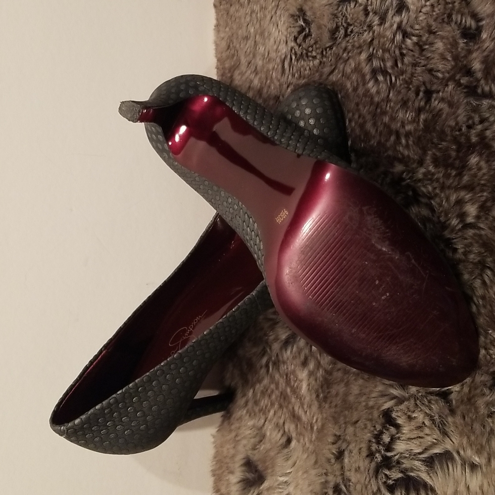 Women's high heels gray and silver polka dots size 9.5 B.  By Jessica Simpson. - Picture 3 of 4